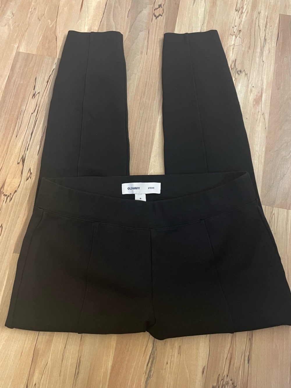Old Navy Stevie Black Ponte Slim Cropped Leggings